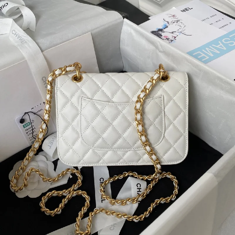 Chanel - Luxury Bag - CHL - 235