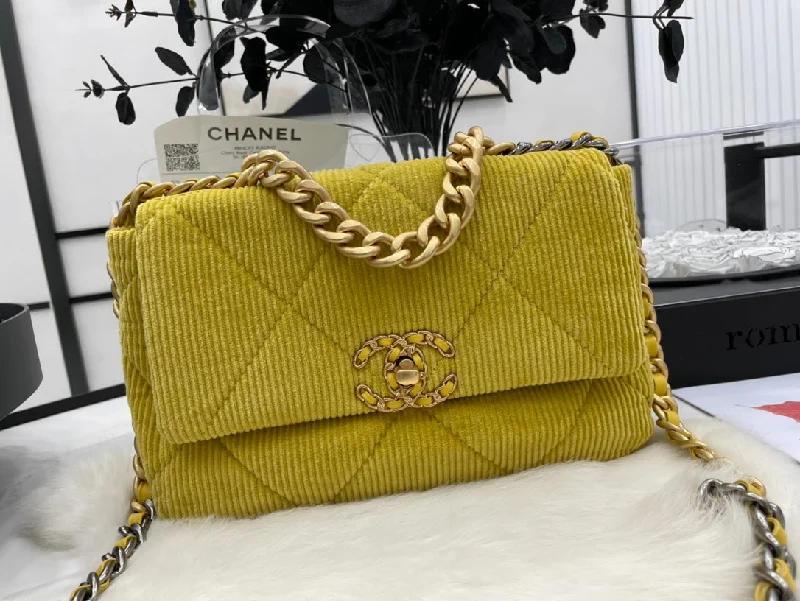 Chanel - Luxury Bag - CHL - 676