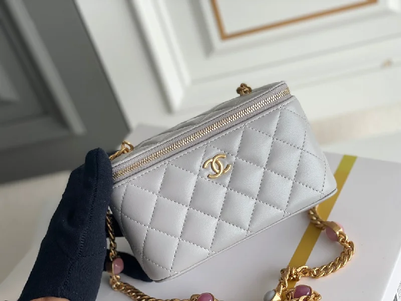 Chanel - Luxury Bag - CHL - 600